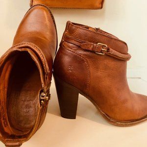 Frye Bootie - Jenny Seam Short Caramel Vintage Tan